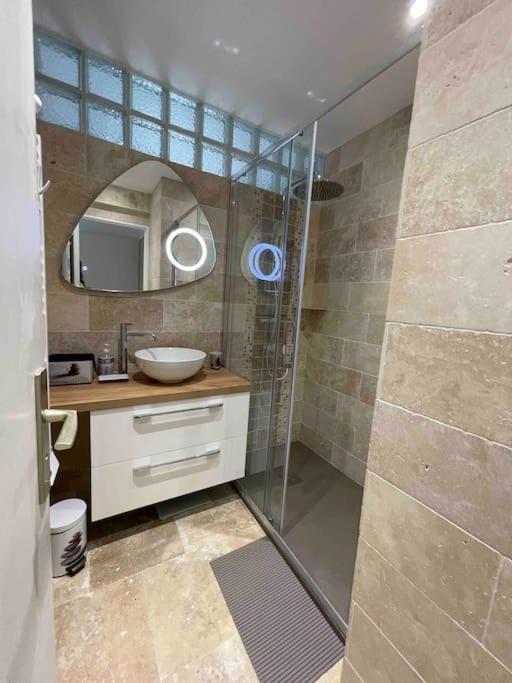 Appartement Bord De Mer Avec Garage Ментона Екстериор снимка